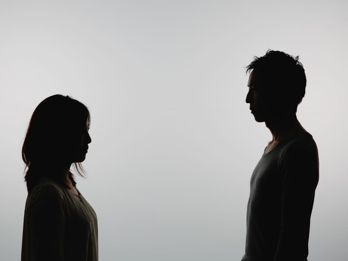 Red Flags in a Relationship, red flag